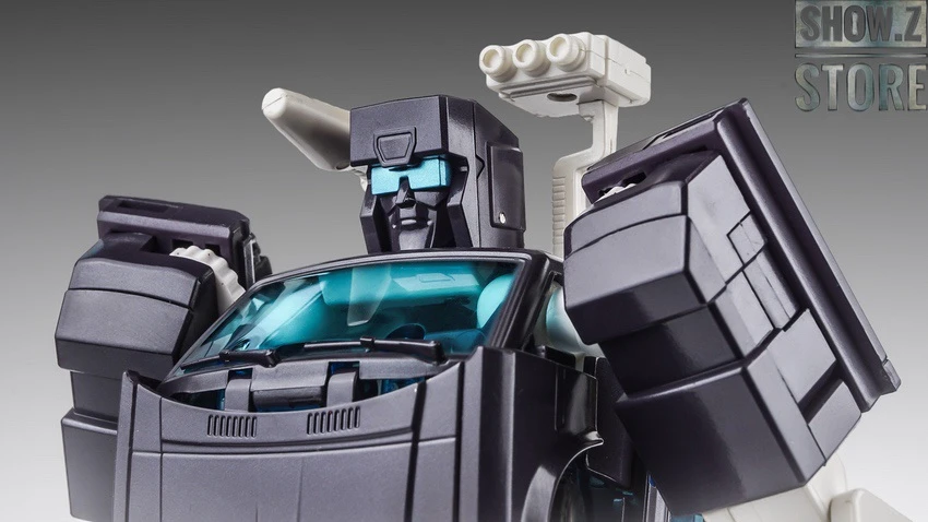 X-Transbots MX-8T Aegis Trailbreaker G1 Color Version - Image 9