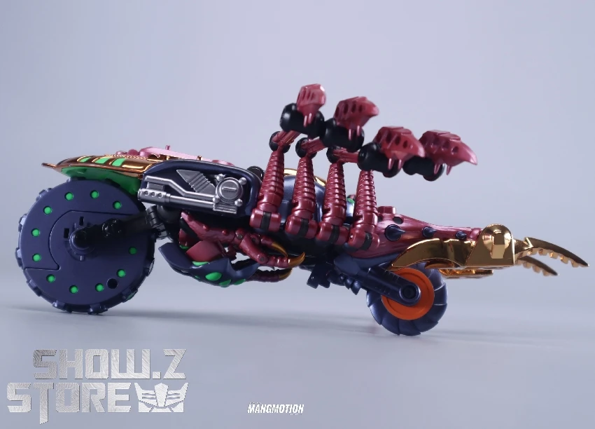 TransArt BWM-11 TransMetal Tarantula - Image 9